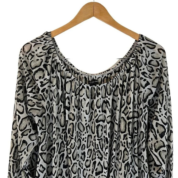 Lane Bryant Sheer Animal Print Blouse Plus 18/20 Elastic Ruffle Hem 3/4 Sleeves - Picture 3 of 6